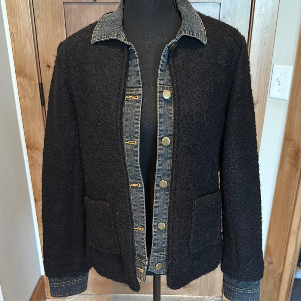 Women's Black Denim-Trim Jacket